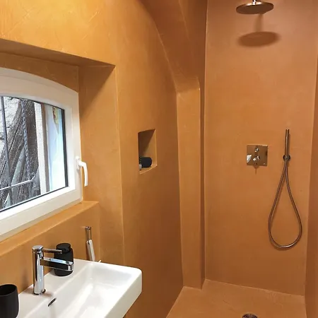 Casa Andrea By Fewotessin Gerra (Locarno)