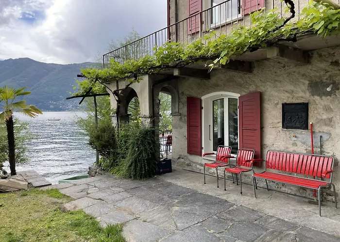 아파트 Casa Andrea By Fewotessin Gerra (Locarno)