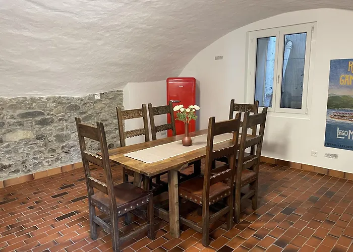 Casa Andrea By Fewotessin Lägenhet Gerra (Locarno)